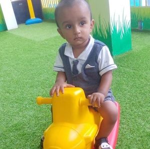 Meet your Posher, Siddika